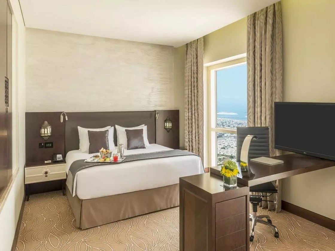 MILLENIULPLAZA_SHABAVIZ (10).jpg